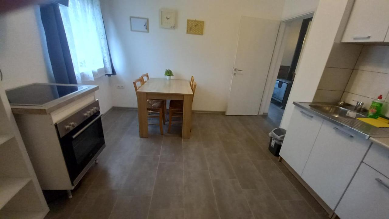 Keti Apartamento Plaški